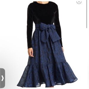 Rachel Parcell Black and Blue Long Sleeve Dress